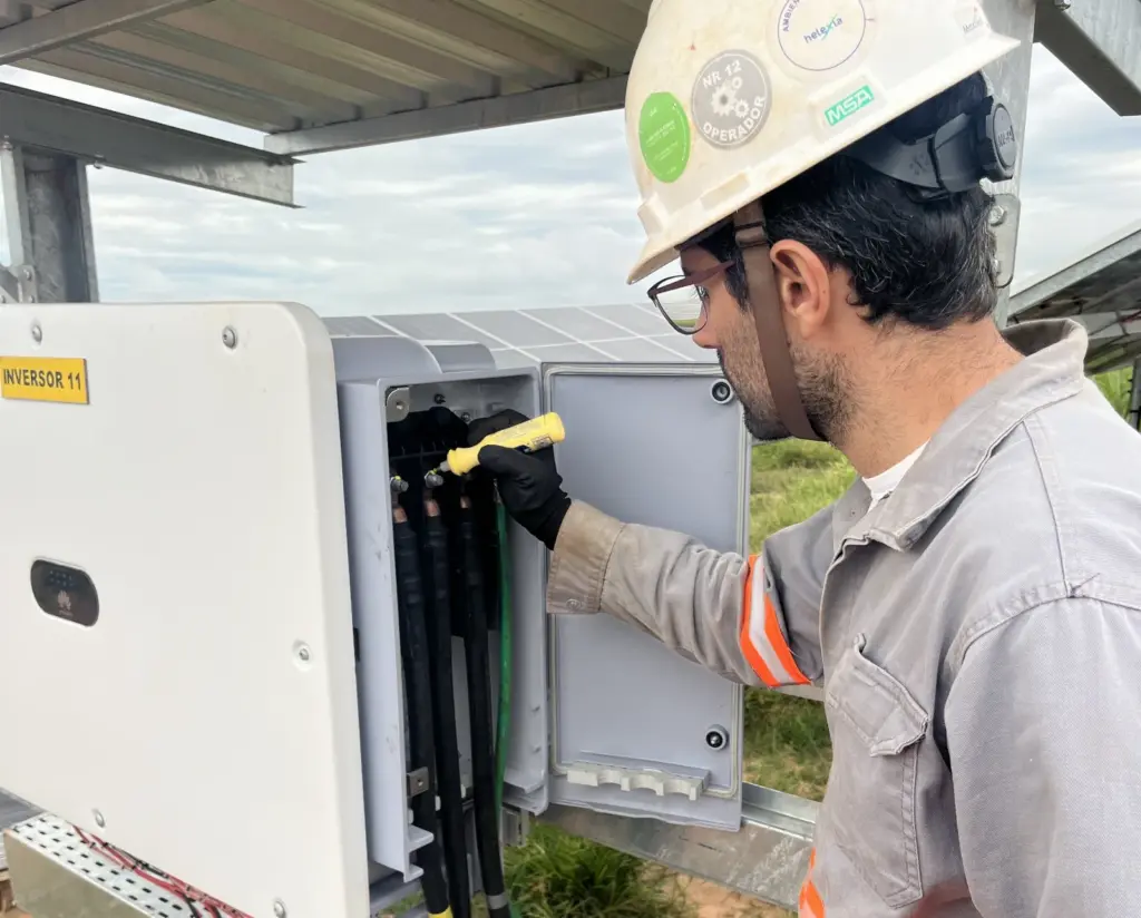 comissionamento elétrico de sistemas fotovoltaicos