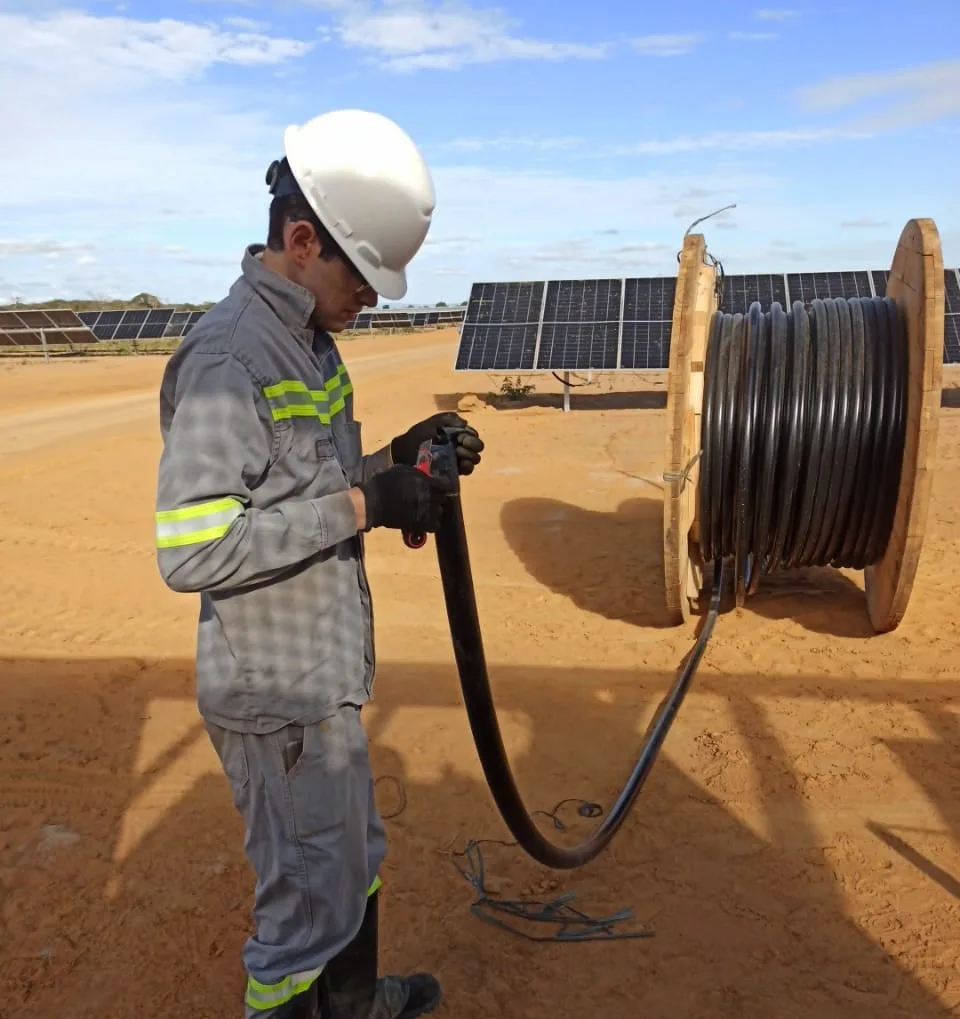 comissionamento elétrico de sistemas fotovoltaicos