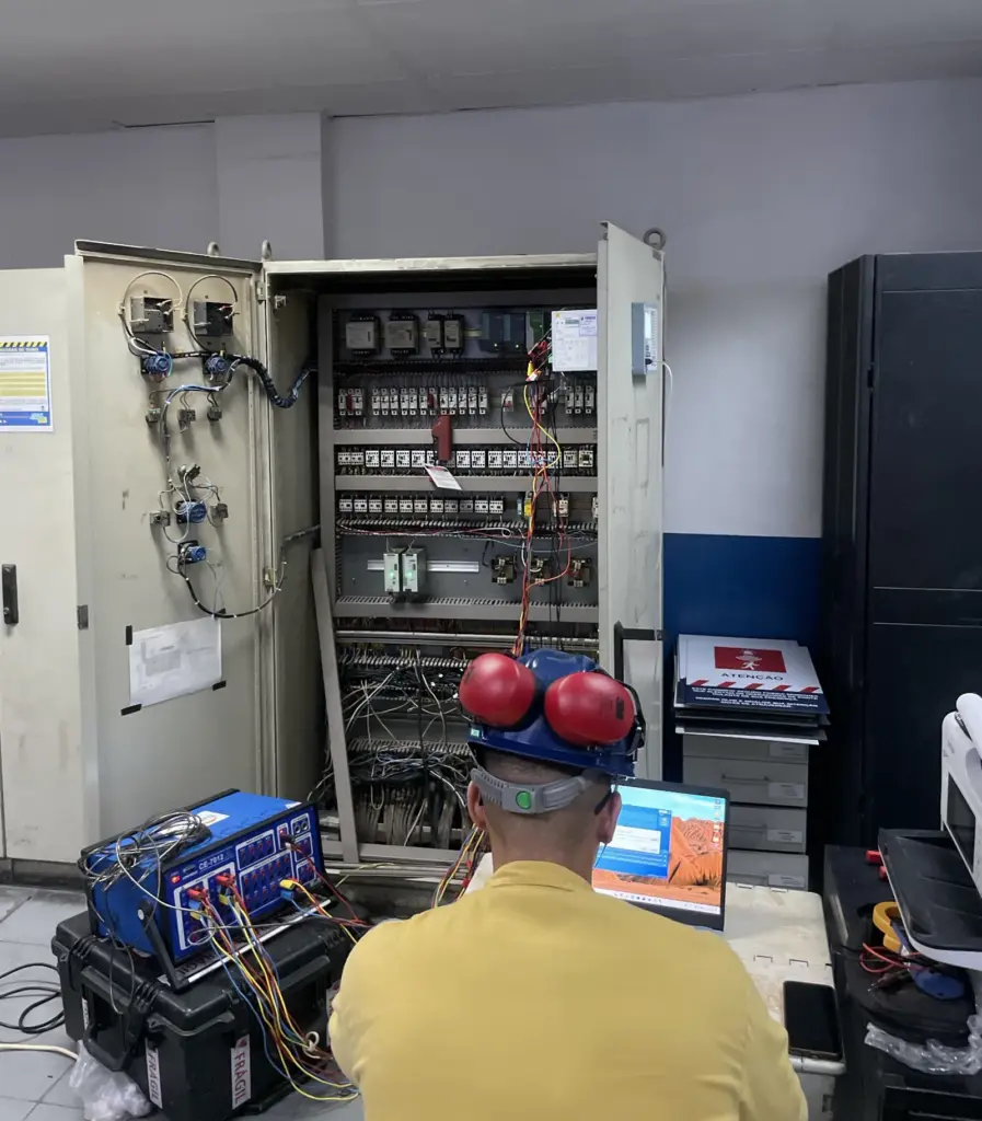 teste de atuação de relés elétricos